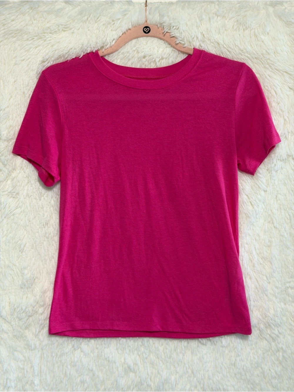 Hollister Womens Must Have Collection Baby Tee XS Pink Barbiecore Clean Girl
